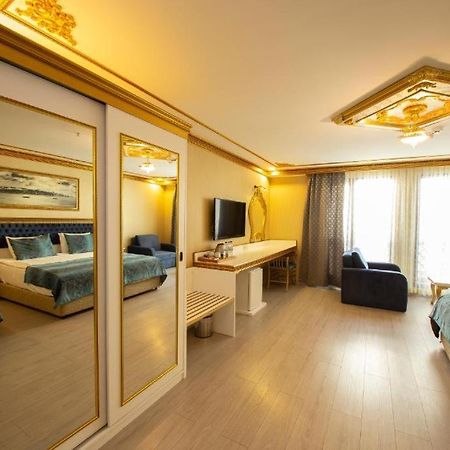 Phosphorion Hotel Istanbul Bagian luar foto A room at the hotel