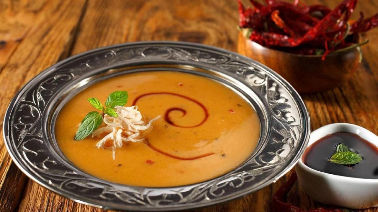 Phosphorion Hotel Istanbul Bagian luar foto A bowl of dal makhani