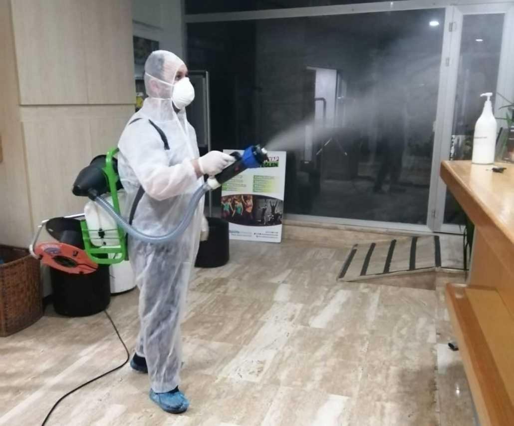 Phosphorion Hotel Istanbul Bagian luar foto Disinfection of a hospital in Italy