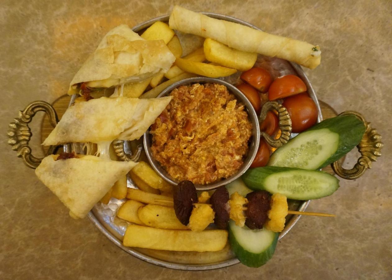 Phosphorion Hotel Istanbul Bagian luar foto Meze